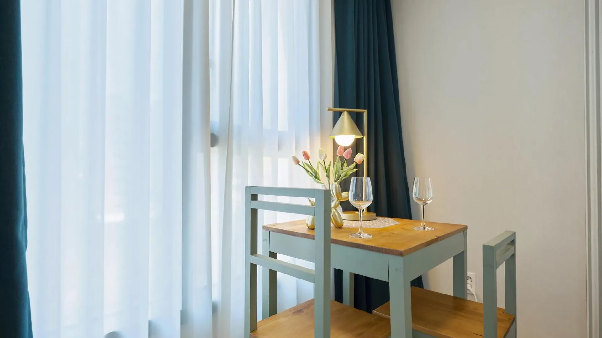 Comocasa Full Option Residence&Breakfast 2People Seul
