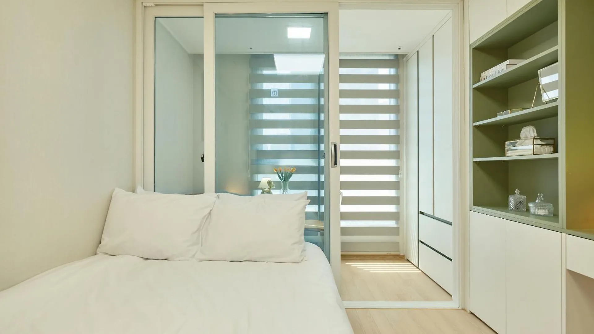 Comocasa Full Option Residence&Breakfast 2People Seul